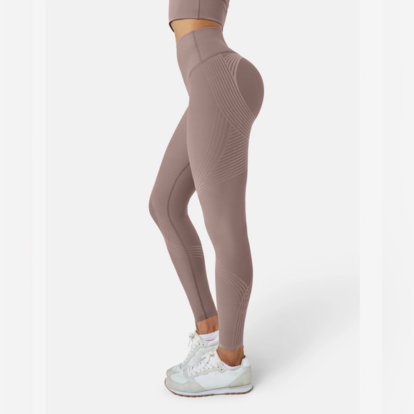 fanka Pants - NWT Fanka Body Sculpt Leggings (Reversible) Raw Umber Size Small Workout Neutral